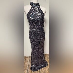 Betsy & Adam Black and Silver Sequin Dress Absolutely Stunning! NWT
Size 4